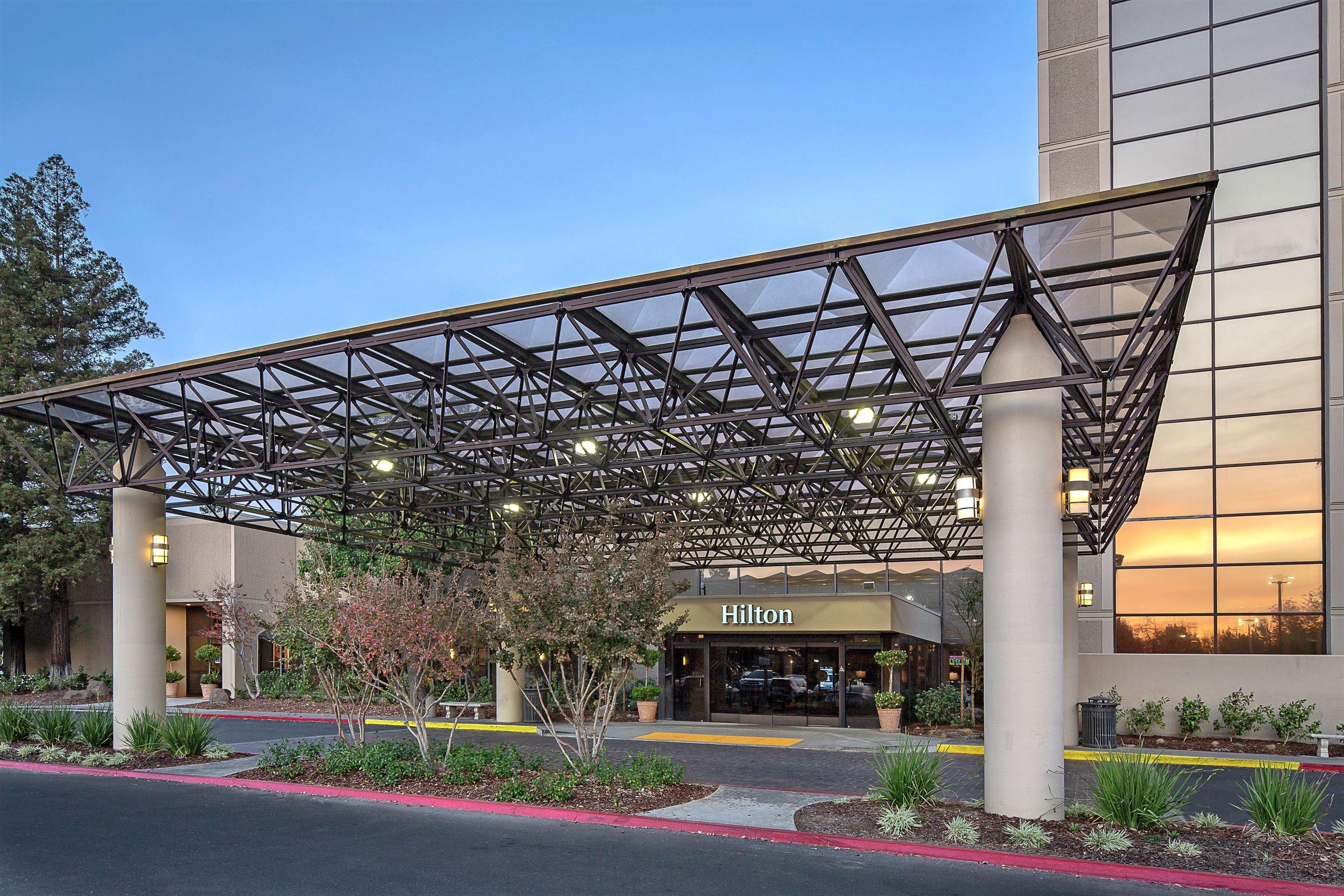 Hilton Sacramento Arden West Hotel Exterior photo